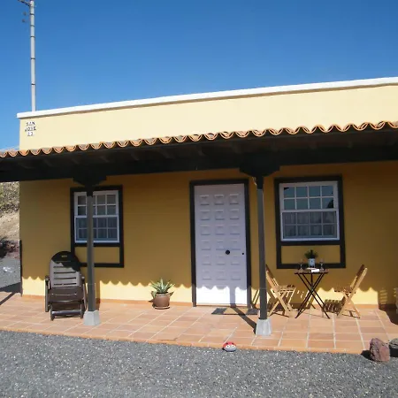 El Fielato Apartment *